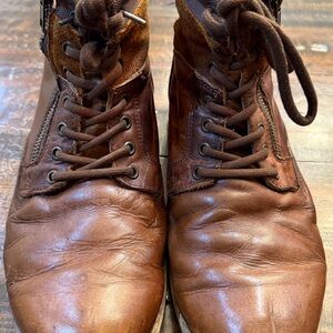GBX Men's Dark Brown Leather Lace-Up Boots